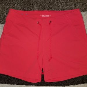 Womens Size 8 Columbia Shorts